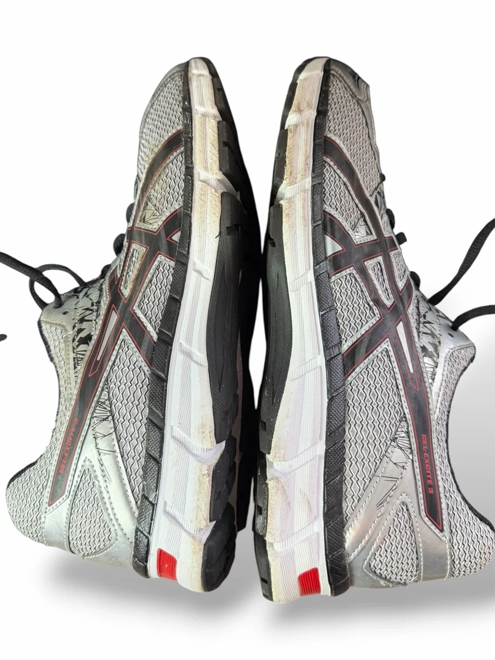 ASICS Gel-Excite 3 men's 11.5 Silver, Black & Red Running Shoes